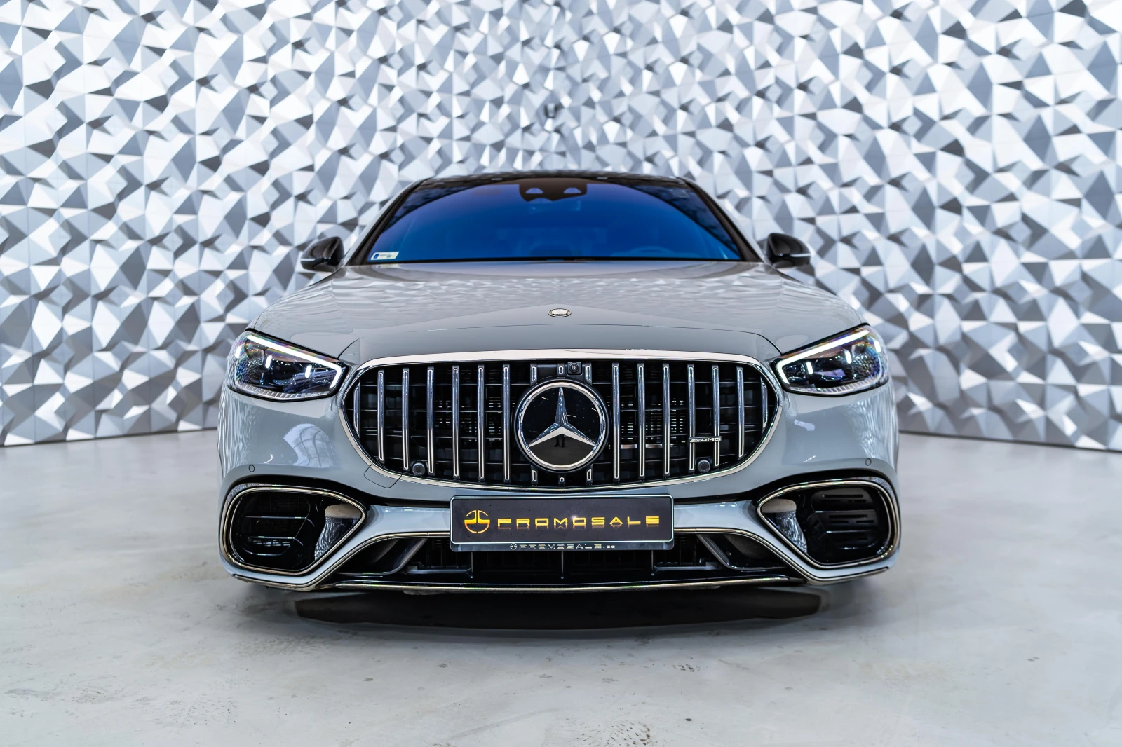 Mercedes-Benz S 63 AMG Edition 1* Carbon* Pano* Burmester - изображение 2