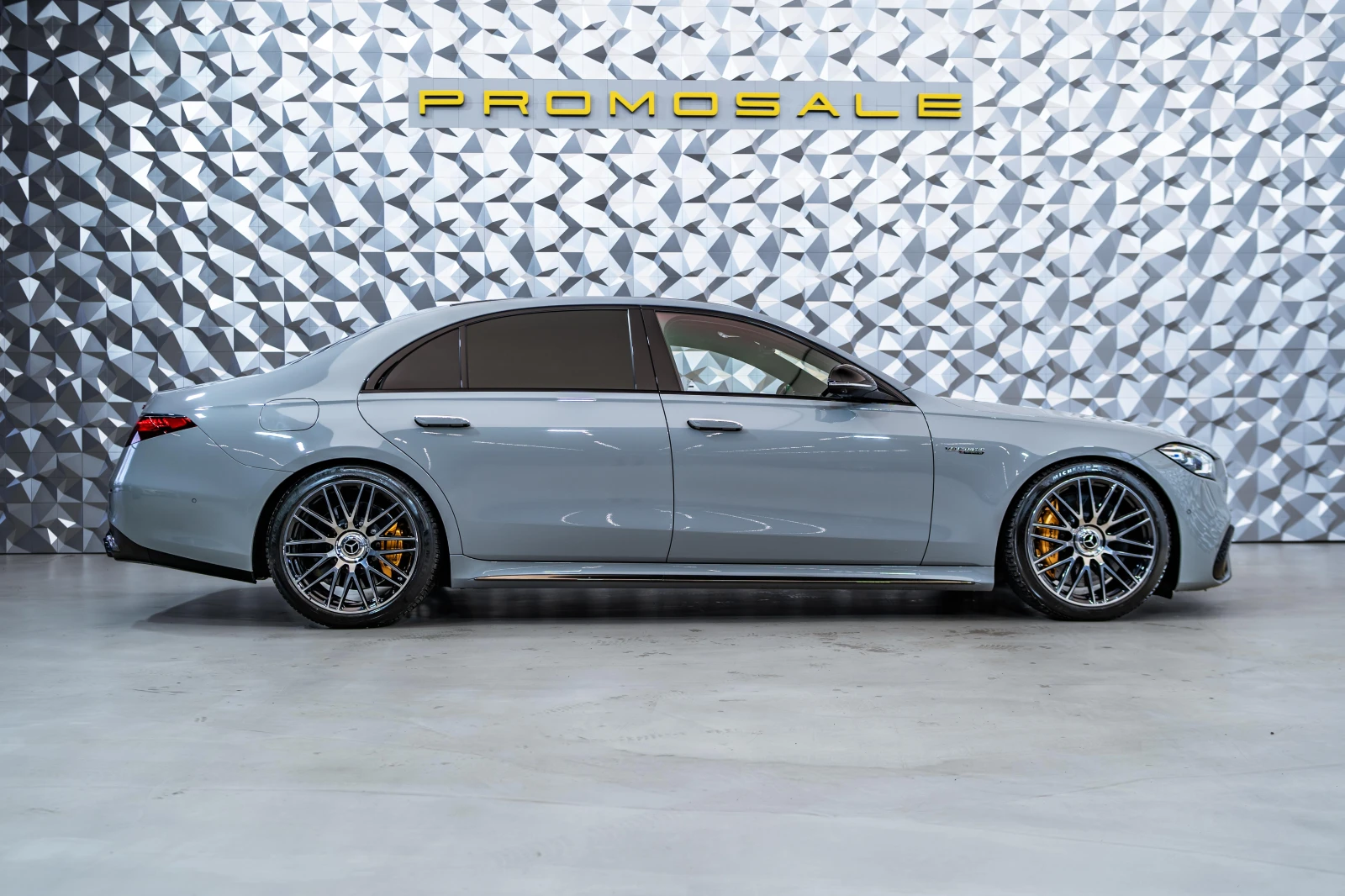 Mercedes-Benz S 63 AMG Edition 1* Carbon* Pano* Burmester - изображение 6