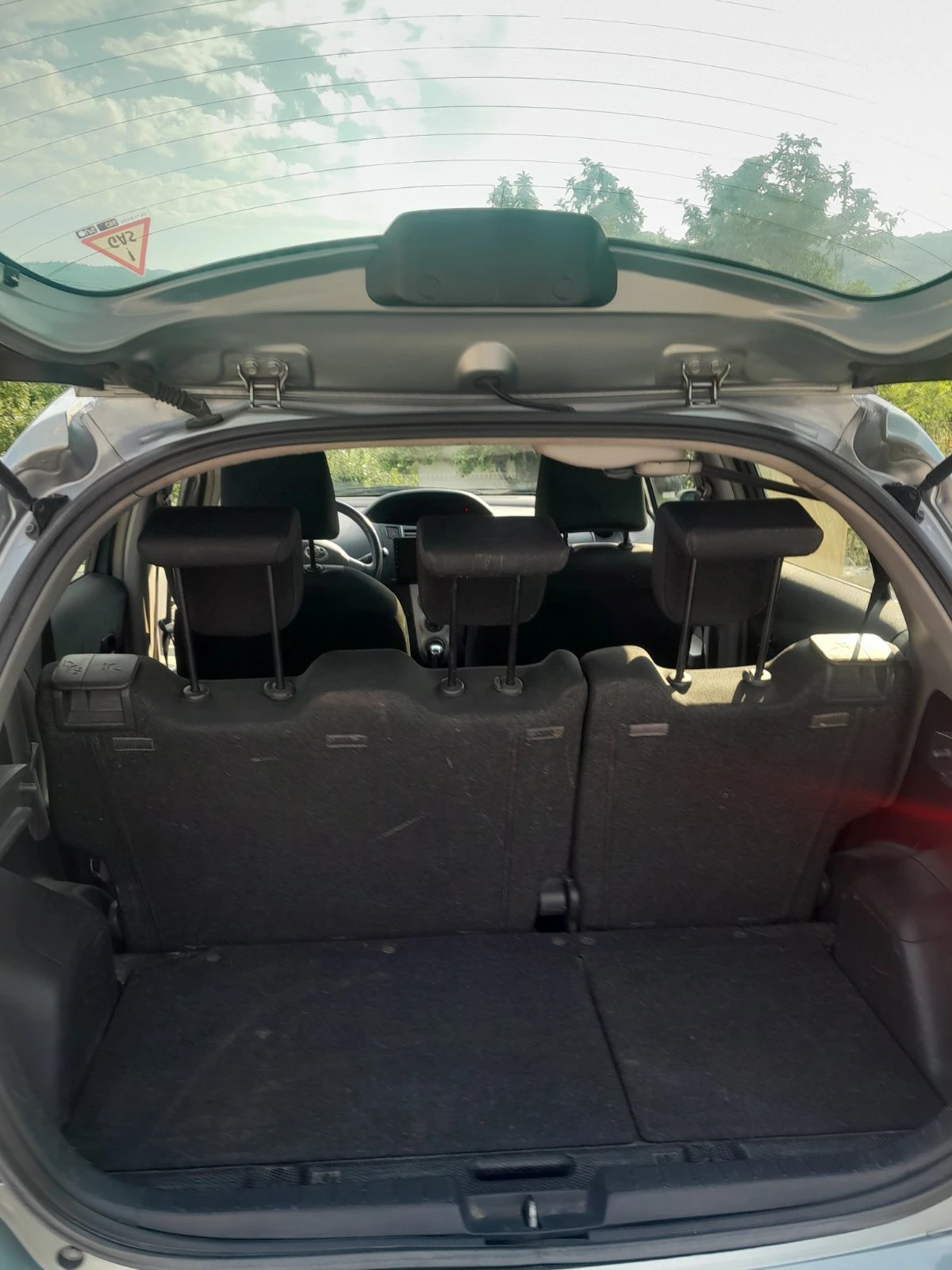 Toyota Yaris  - изображение 9