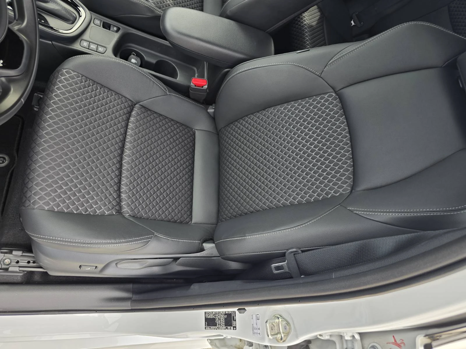 Toyota Yaris 1.5 HYBRID GERMANY 4000 KM | Mobile.bg   11