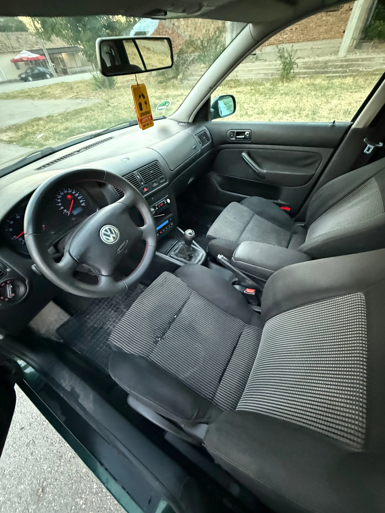 VW Golf 1.6 101 SR - изображение 8