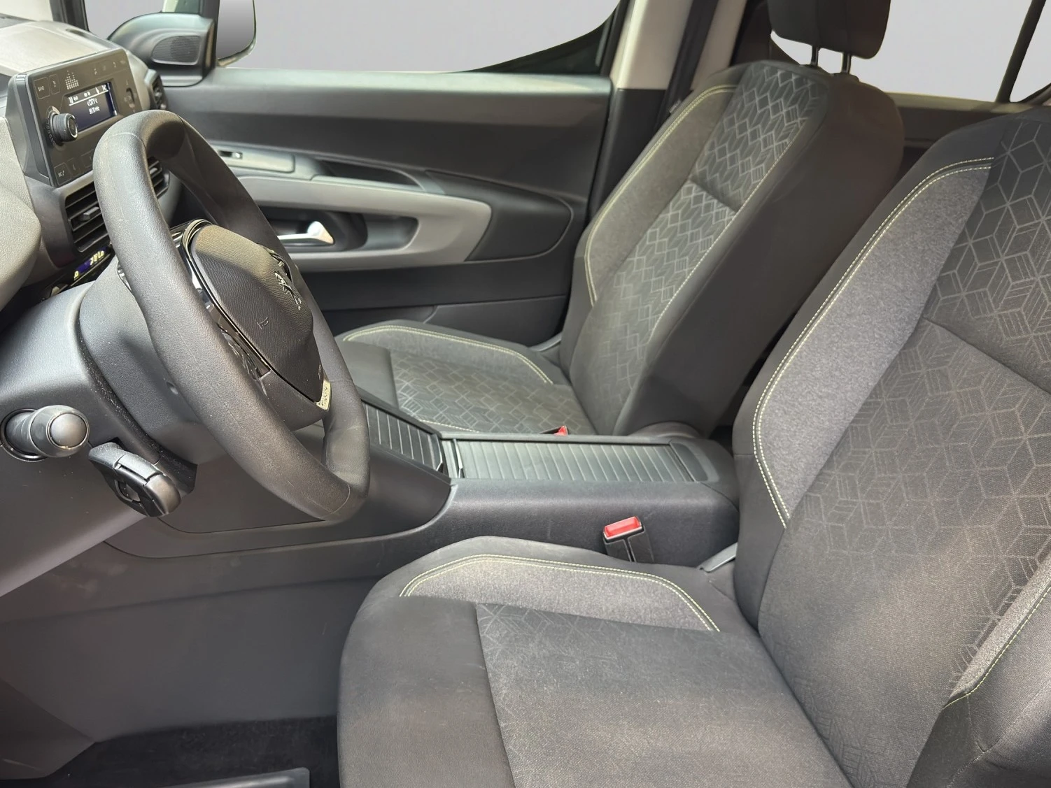 Peugeot Rifter Standard ACTIVE 1.5 130 BVM6 Гаранция 2 години - изображение 10