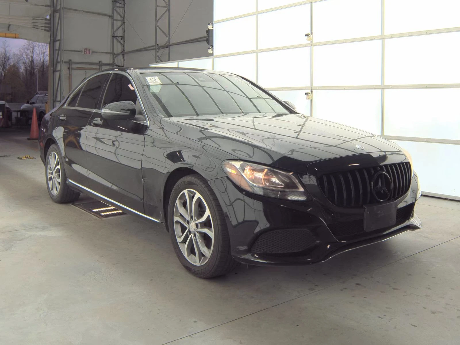 Mercedes-Benz C 300 4matic - изображение 3