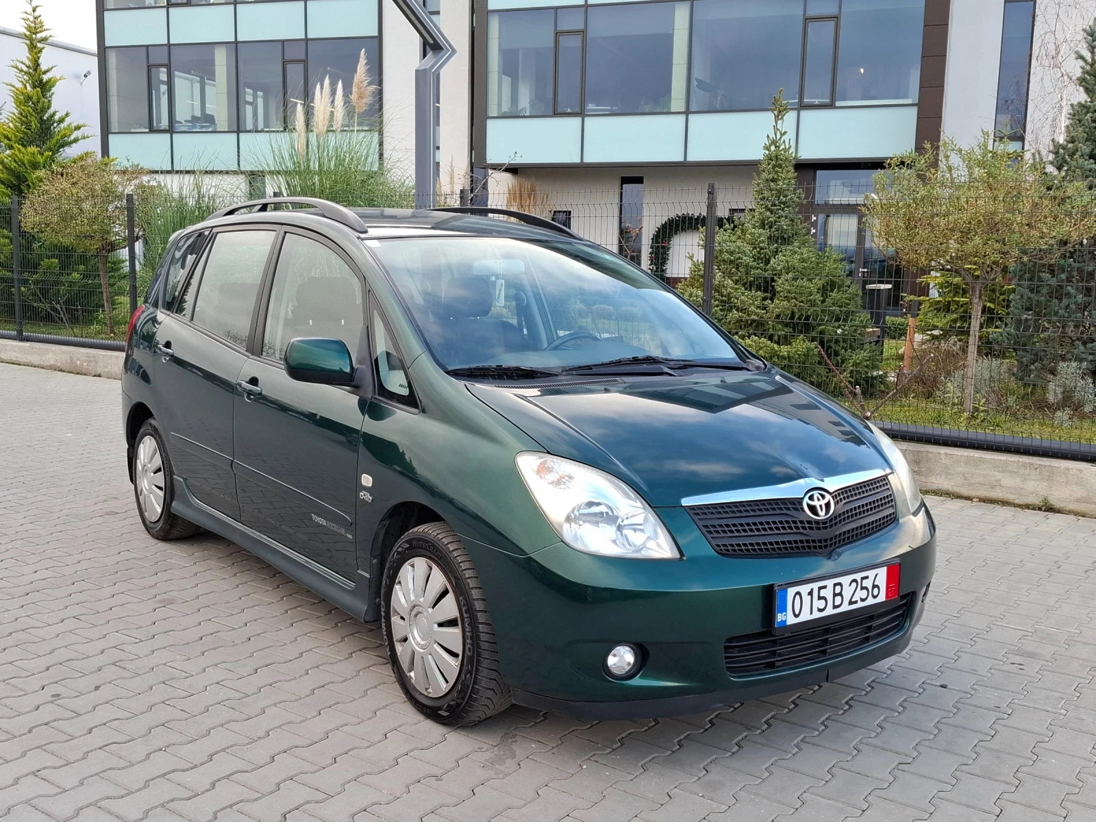 Toyota Corolla verso 2.0D4D* (90)* K* HOB BHOC* *  | Mobile.bg   3