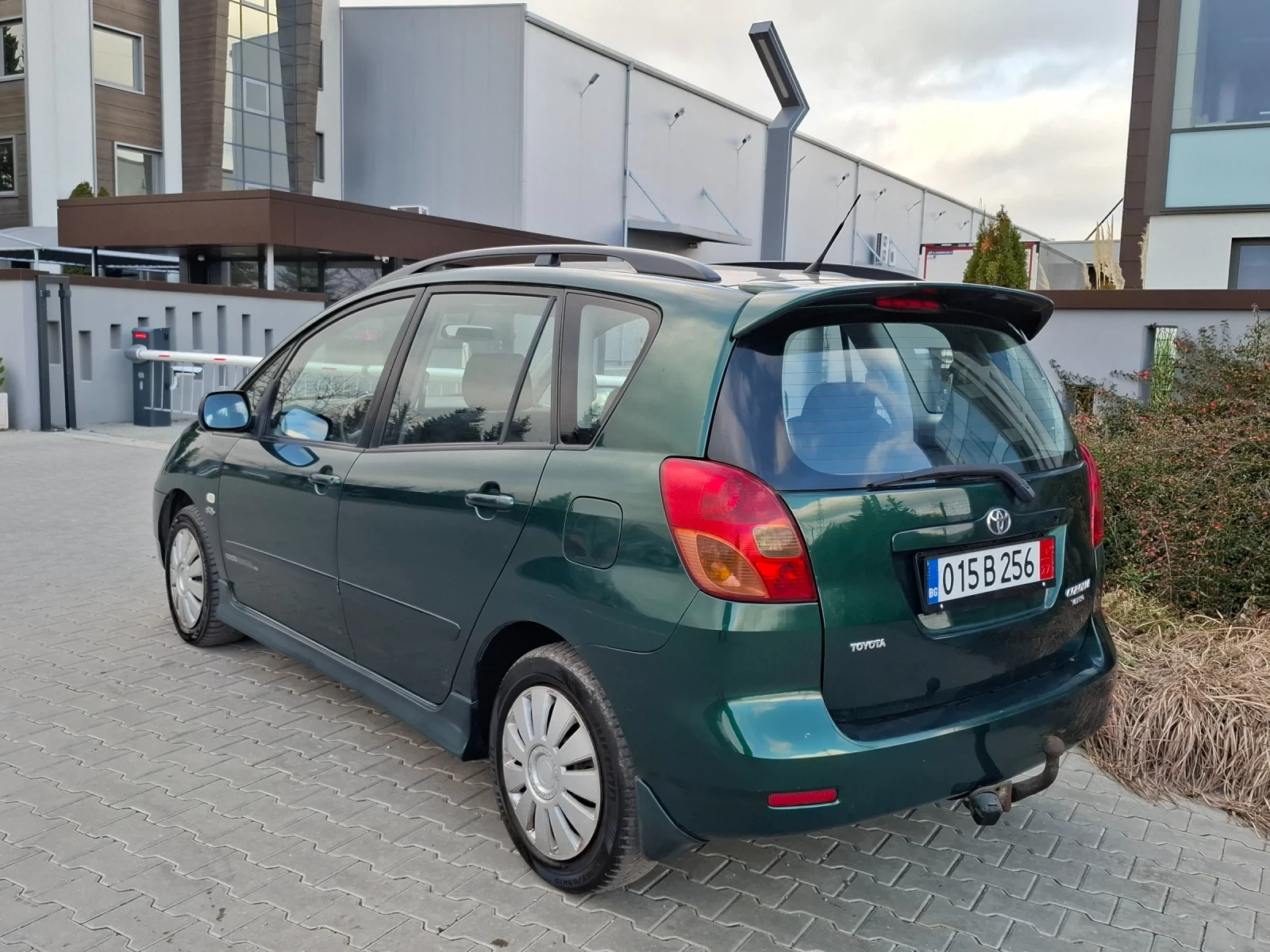 Toyota Corolla verso 2.0D4D* (90)* K* HOB BHOC* *  | Mobile.bg   13