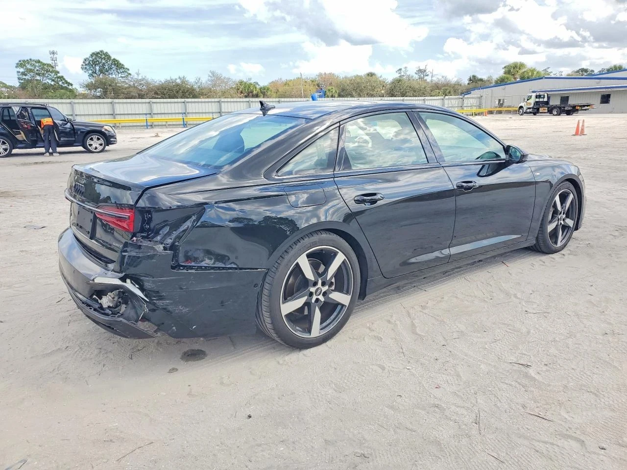 Audi A6 Premium Plus, снимка 4 - Автомобили и джипове - 53776969