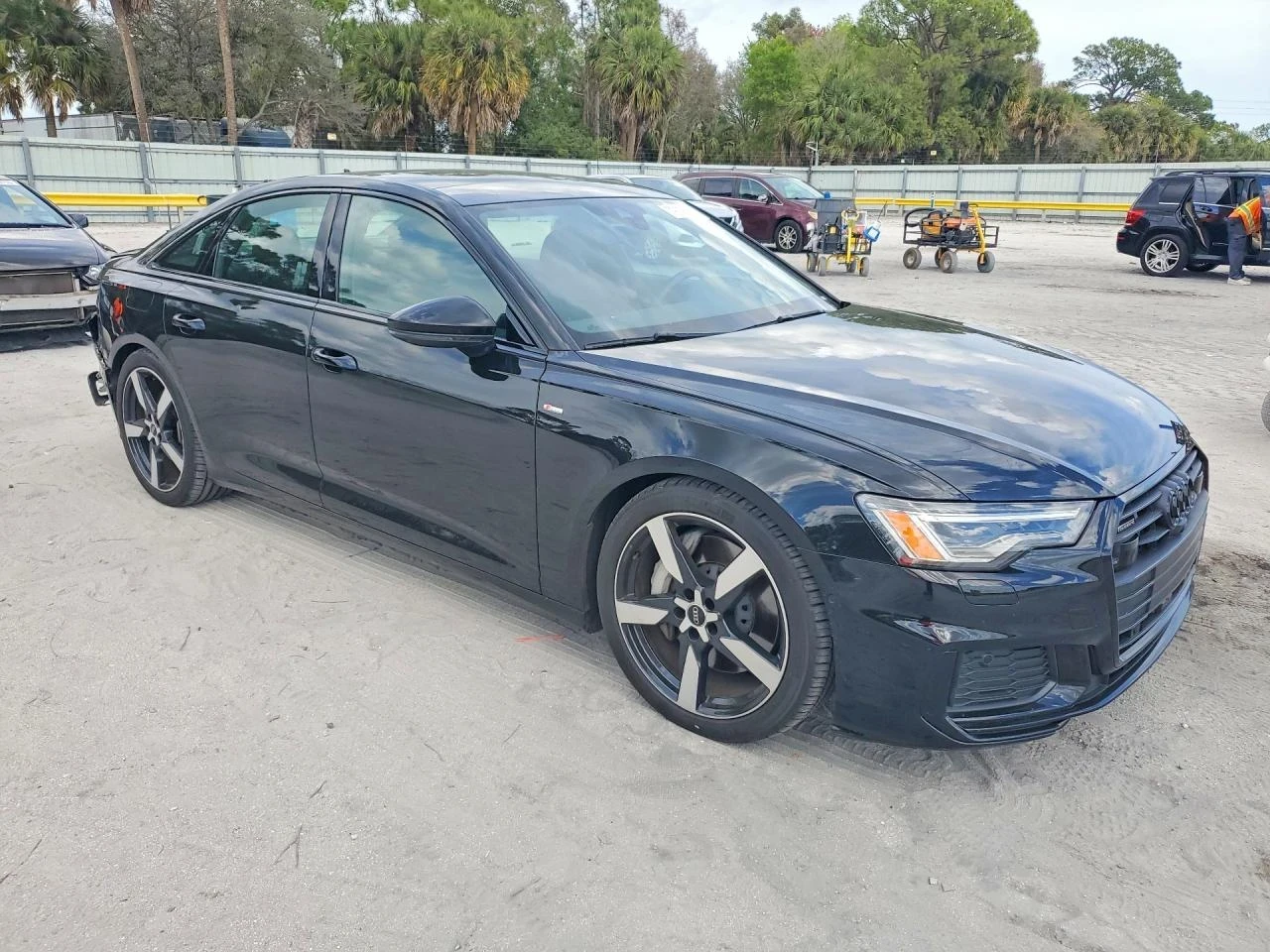 Audi A6 Premium Plus, снимка 3 - Автомобили и джипове - 53776969