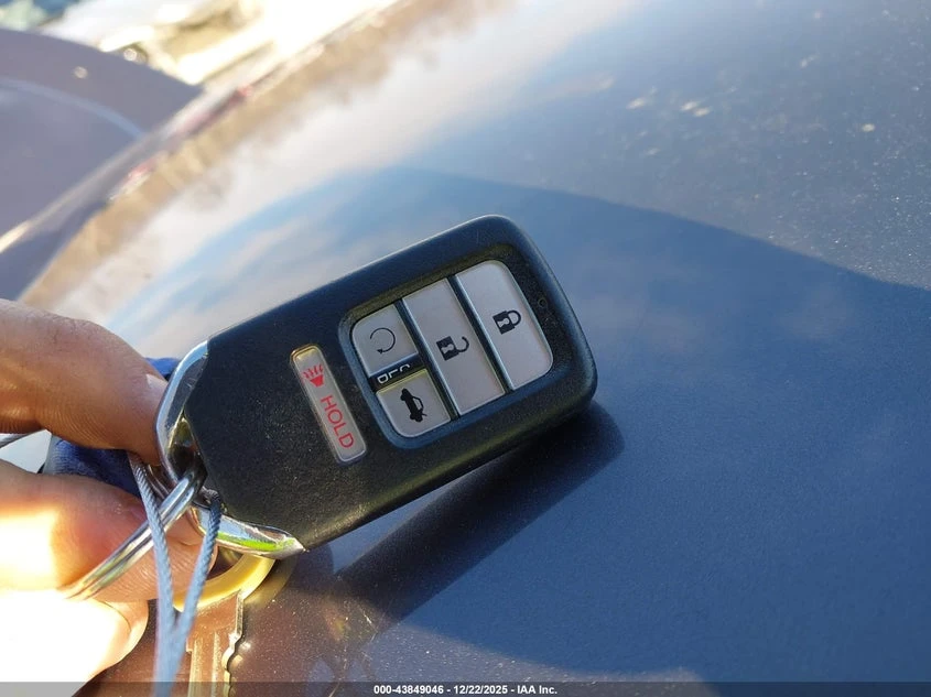 Honda Civic 2.0L I-4 DOHC, VVT, 158HP Front Wheel Drive | Mobile.bg � ����������� 11