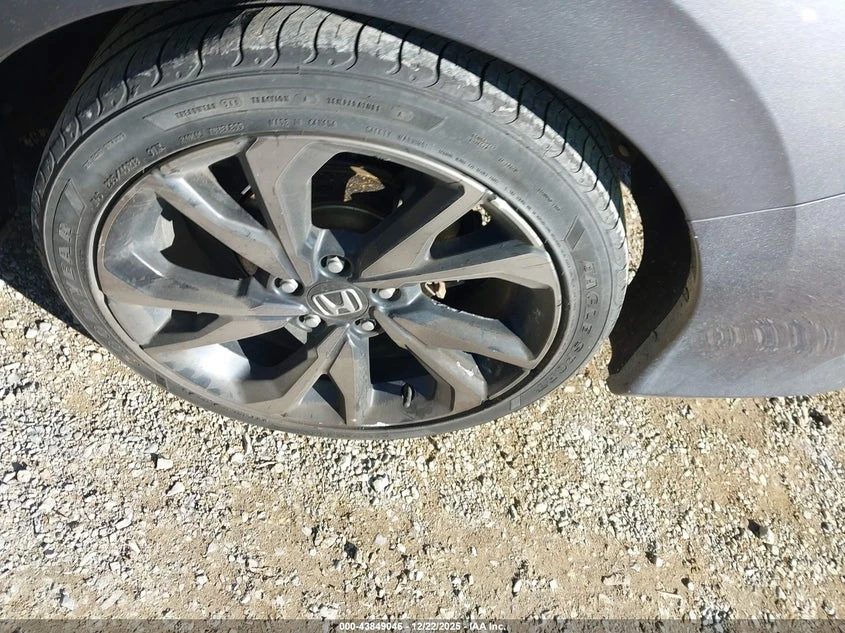 Honda Civic 2.0L I-4 DOHC, VVT, 158HP Front Wheel Drive | Mobile.bg � ����������� 12