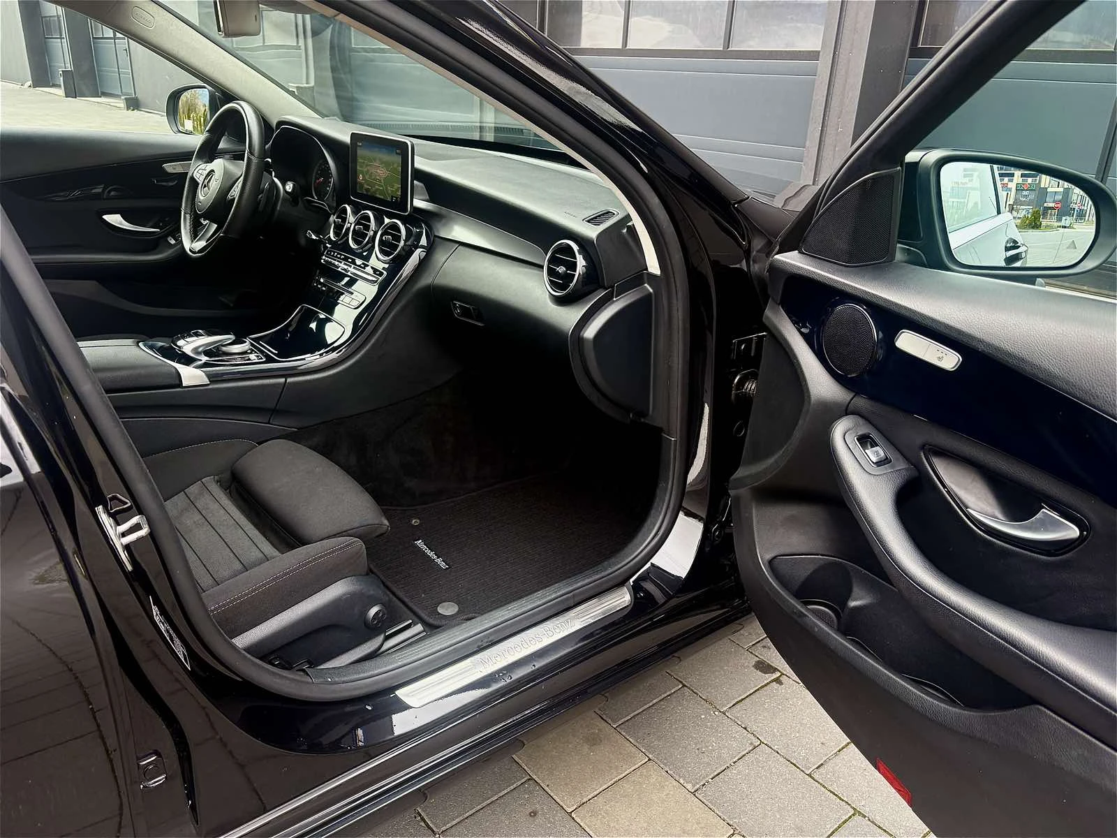 Mercedes-Benz C 250 W205 - OM651, снимка 13 - Автомобили и джипове - 54019388