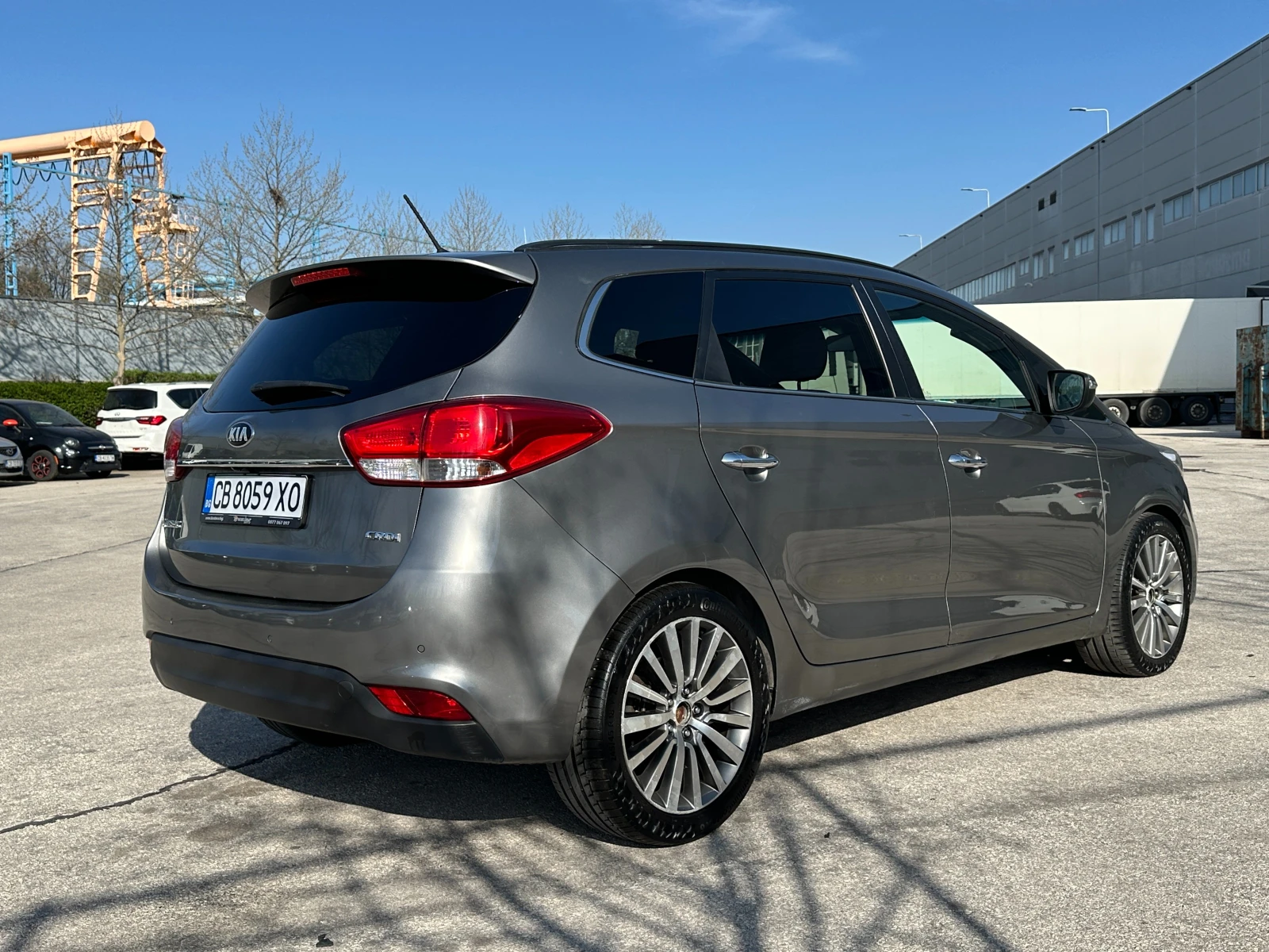 Kia Carens Автоматик/7места, снимка 4 - Автомобили и джипове - 54252196