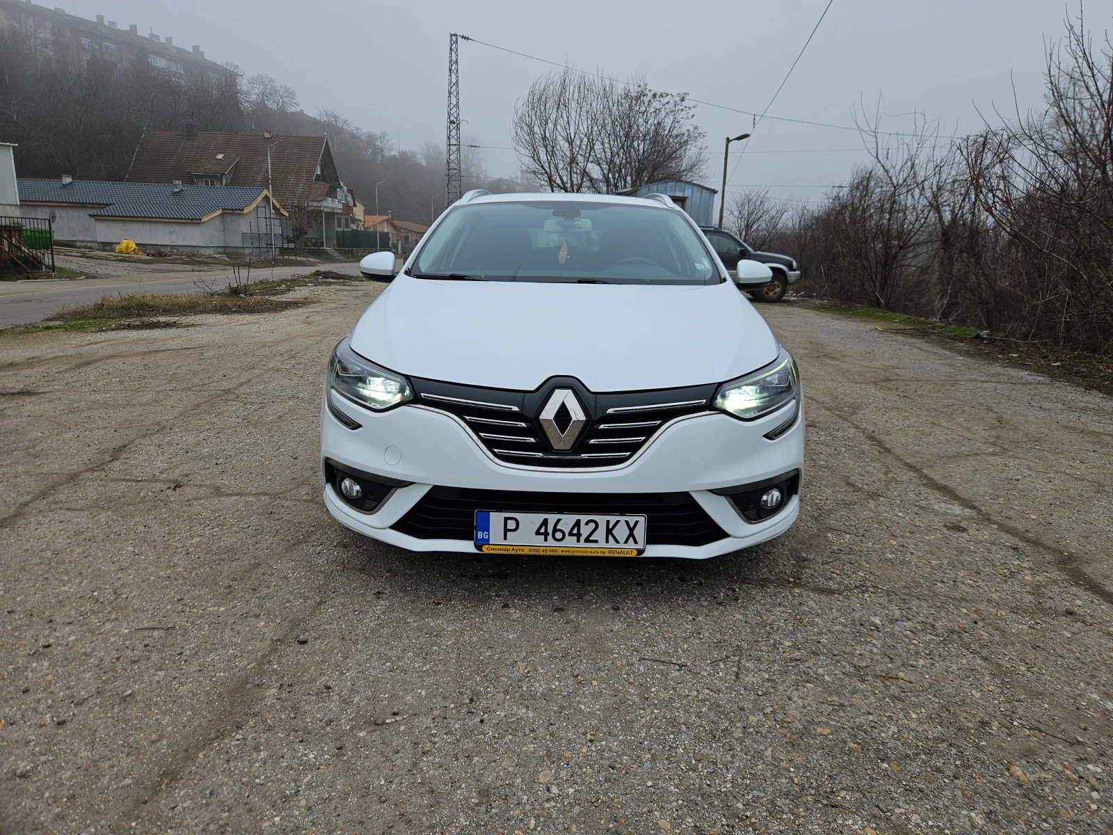 Renault Megane 1.3 Tce/140к.с./Intense, снимка 2 - Автомобили и джипове - 54295667