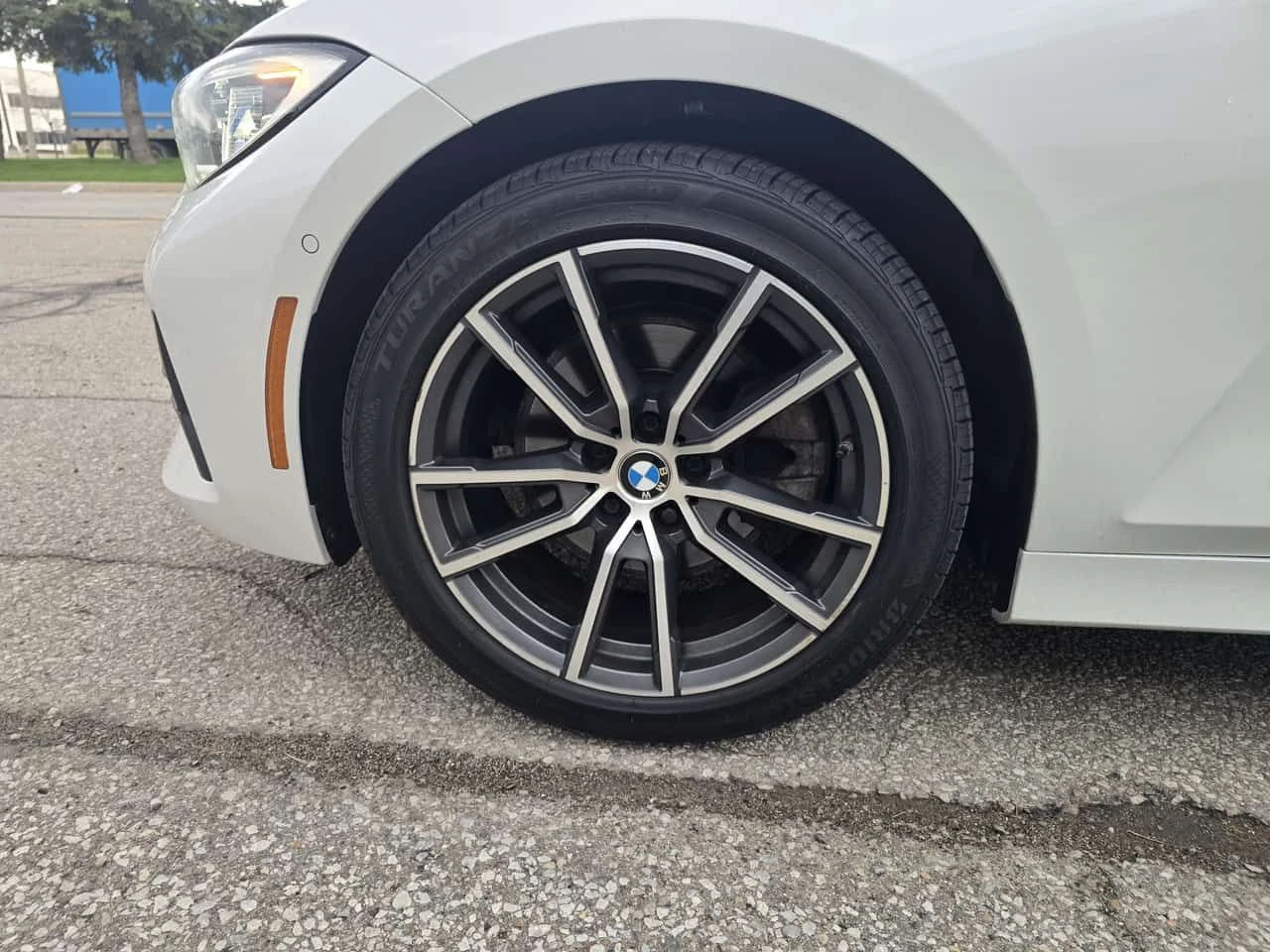 BMW 330 330i xDrive Sedan  CARFAX, снимка 7 - Автомобили и джипове - 54396679