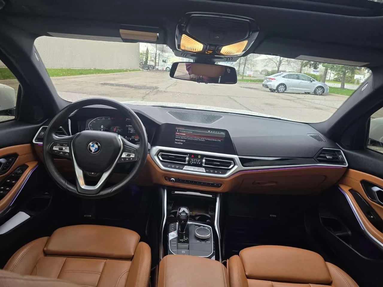 BMW 330 330i xDrive Sedan  CARFAX, снимка 9 - Автомобили и джипове - 54396679