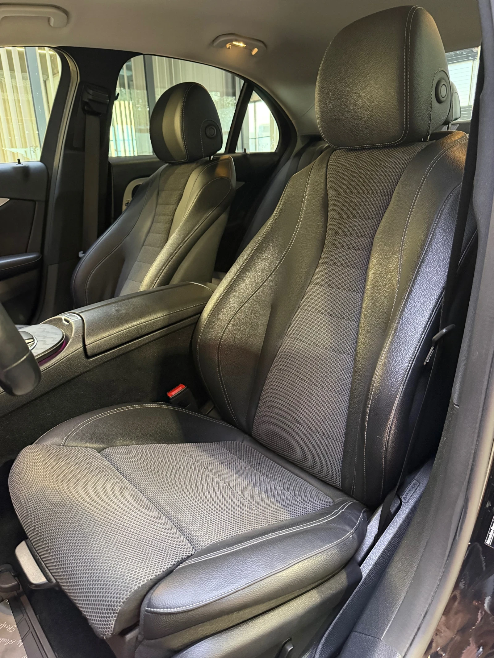Mercedes-Benz E 220 d * BLACK OPTIC * , снимка 13 - Автомобили и джипове - 55663728