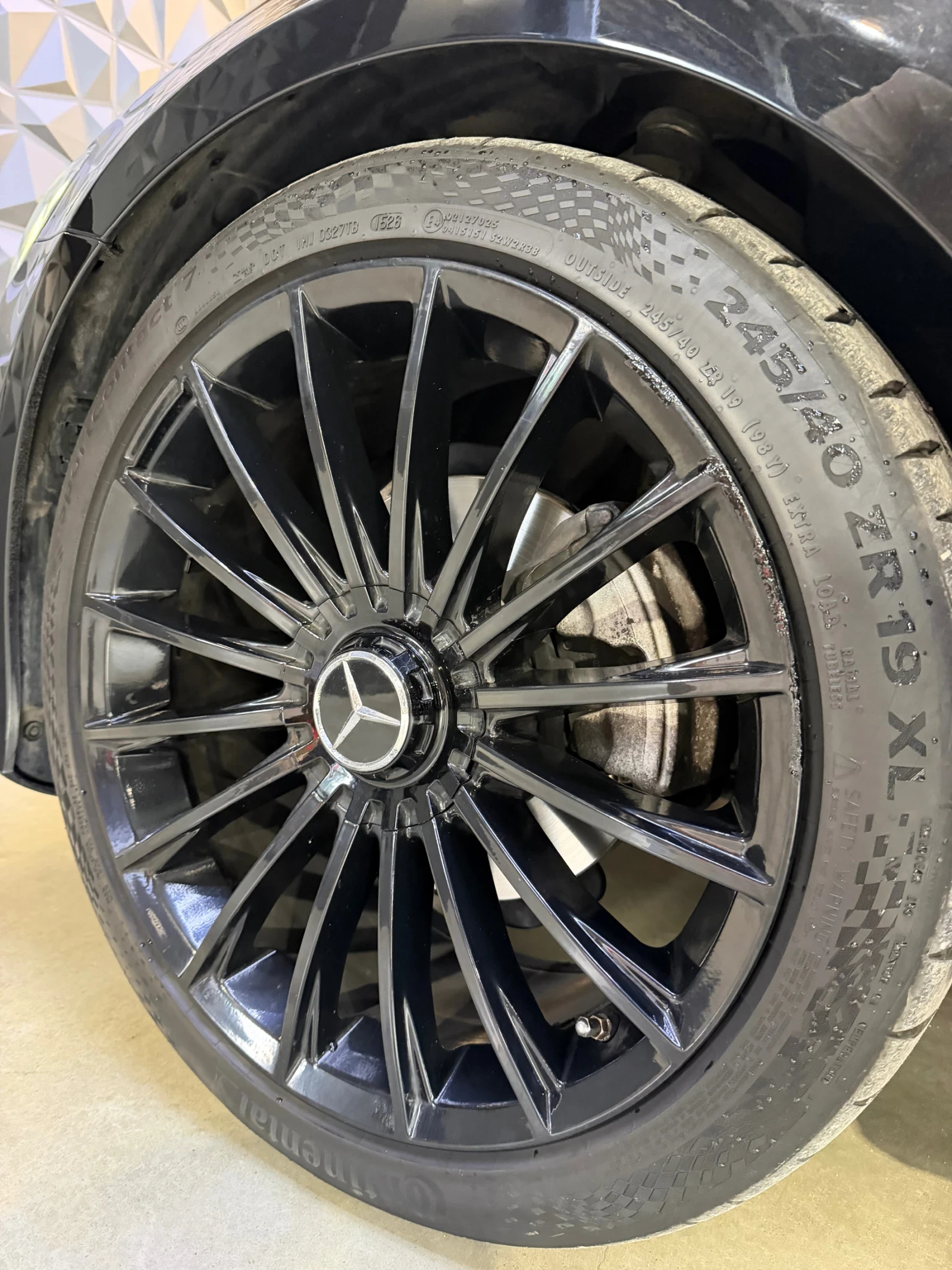 Mercedes-Benz E 220 d * BLACK OPTIC * , снимка 14 - Автомобили и джипове - 55663728