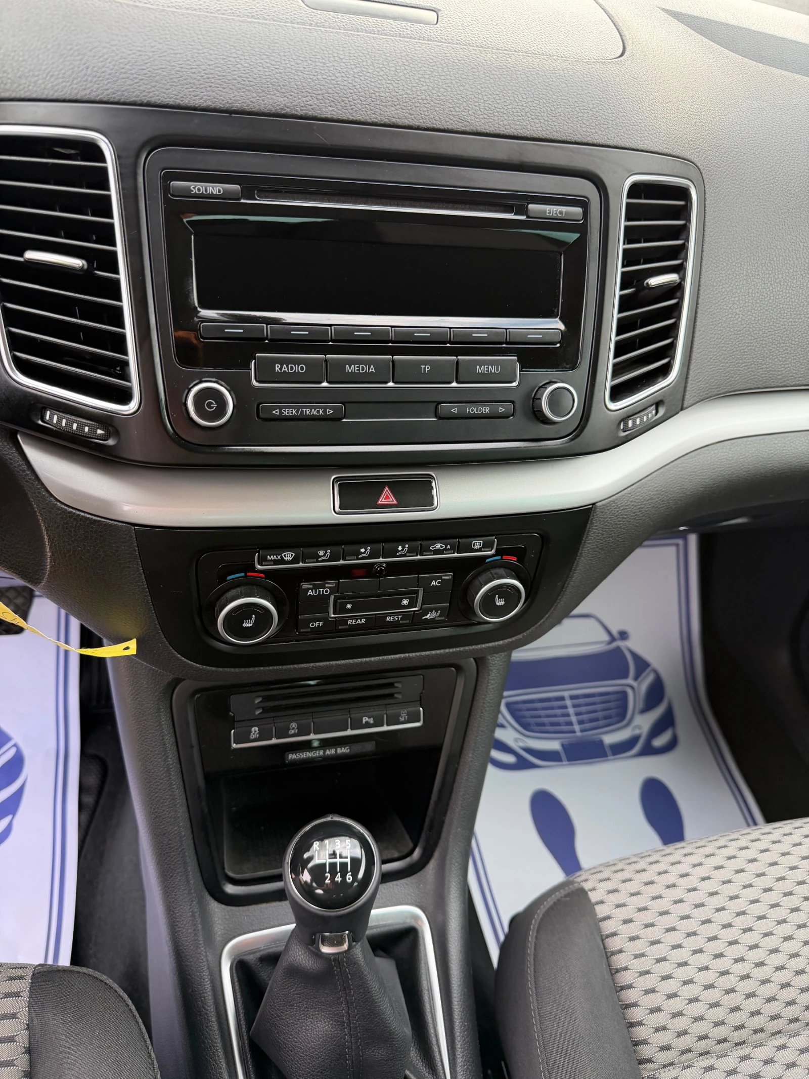 VW Sharan 2.0TDI подгрев теглич , снимка 13 - Автомобили и джипове - 55669383