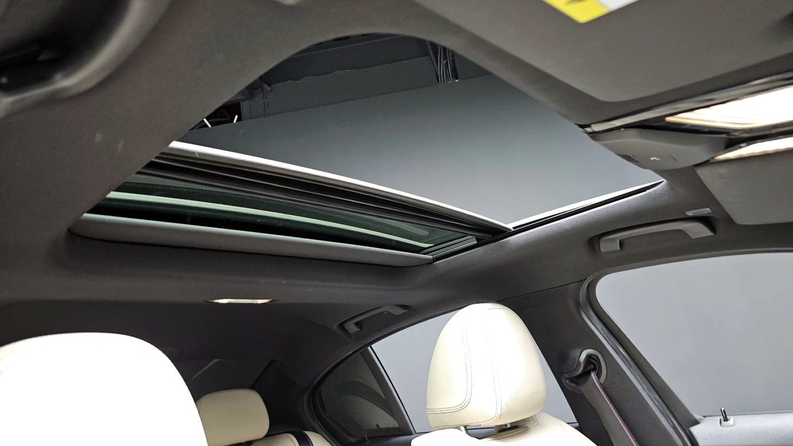 BMW 340 i ' DISTRONIC ' HUD ' 360 , снимка 17 - Автомобили и джипове - 55902964