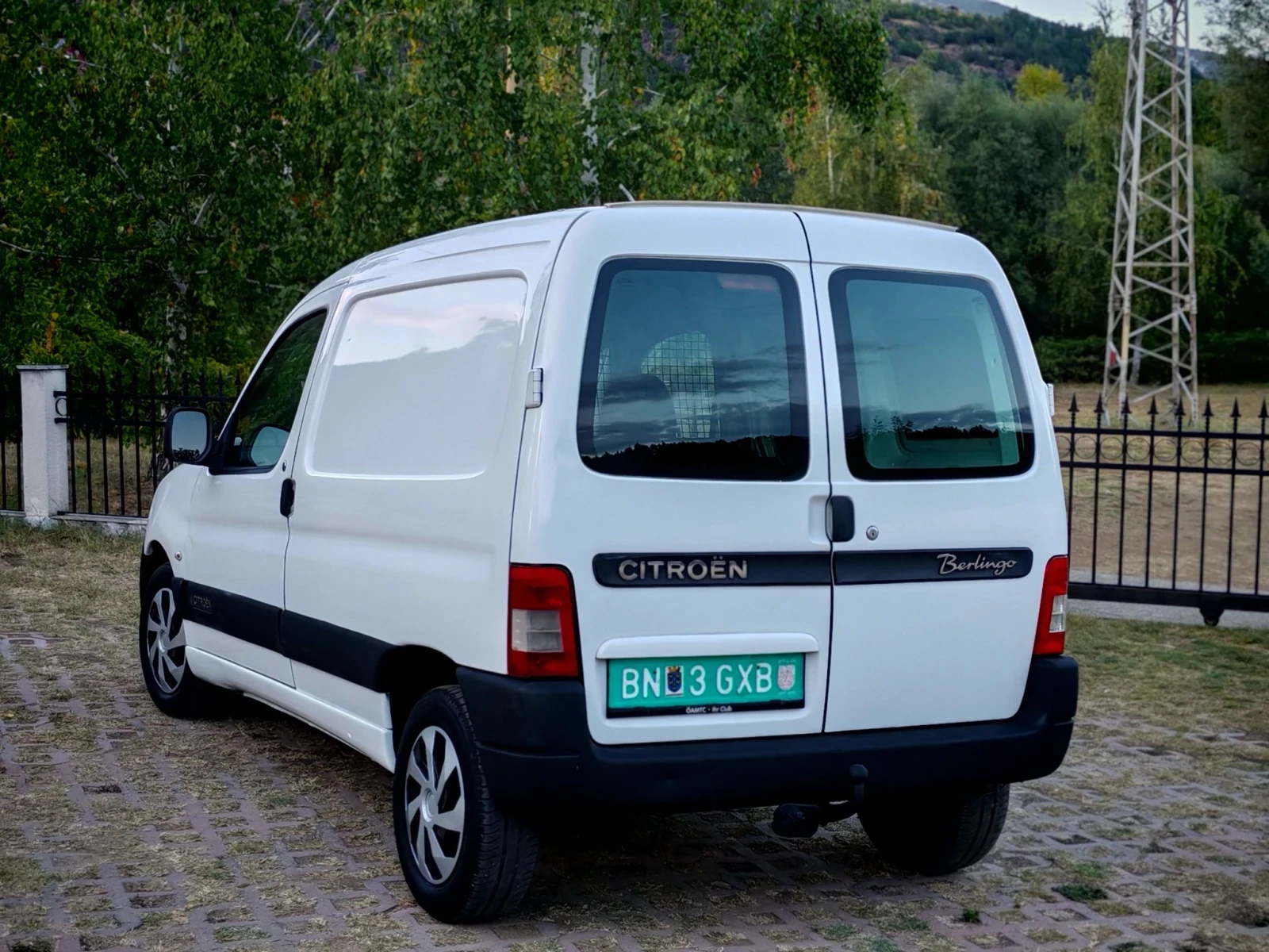 Citroen Berlingo 1.6HDI(90)* КЛИМАТИК* FACELIFT* НОВ ВНОС* , снимка 6 - Автомобили и джипове - 55931403