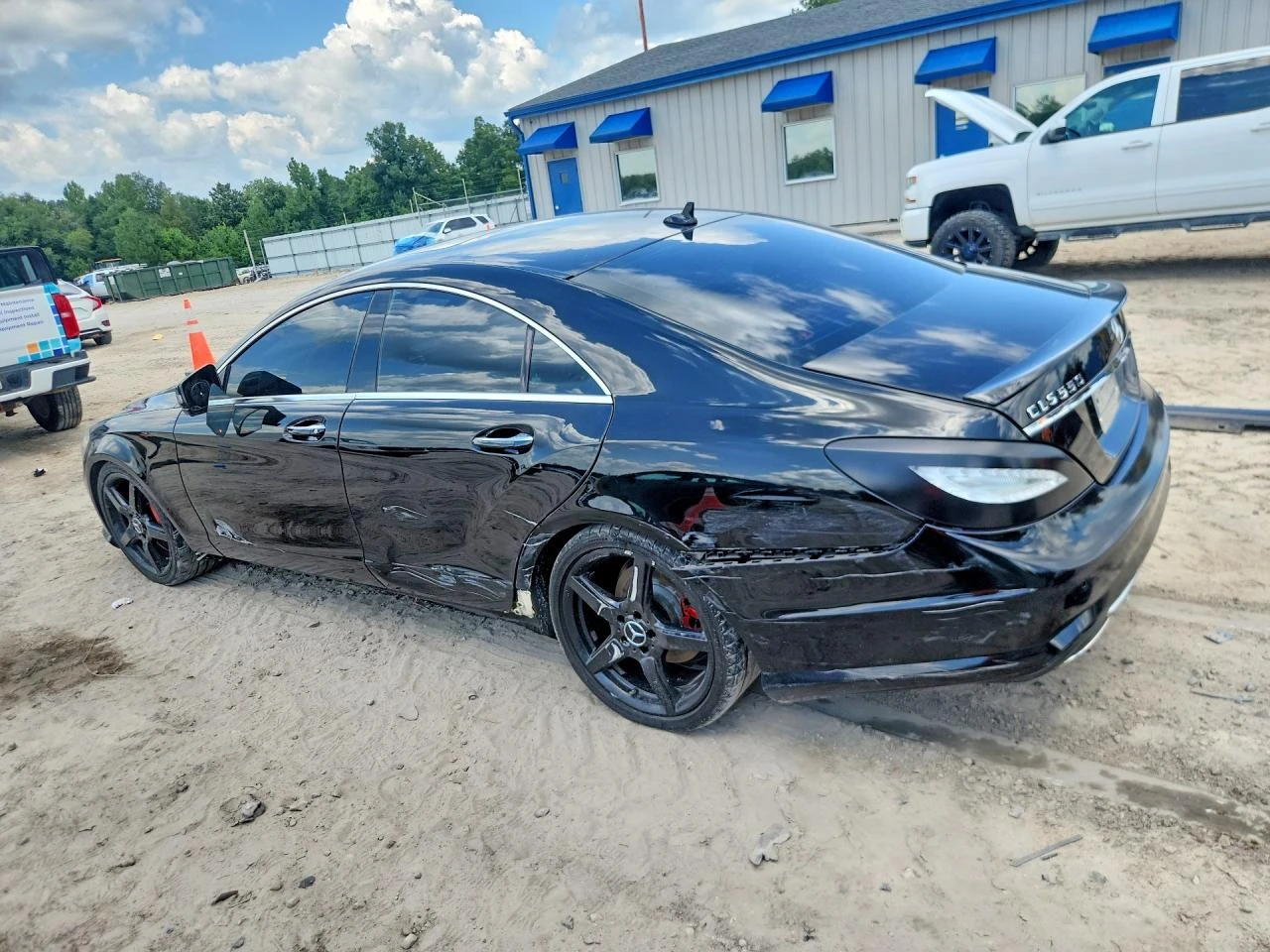 Mercedes-Benz CLS 550 AMG* ОБДУХ* ПОДГРЕВ* СЕРВИЗНА ИСТОРИЯ, снимка 2 - Автомобили и джипове - 56012855