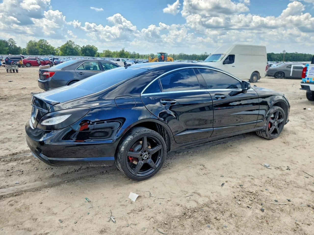 Mercedes-Benz CLS 550 AMG* ОБДУХ* ПОДГРЕВ* СЕРВИЗНА ИСТОРИЯ, снимка 3 - Автомобили и джипове - 56012855