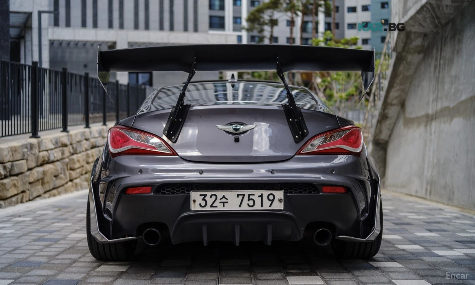 Hyundai Genesis 200 Turbo S* PERSONAL BODYKIT* CARBON* * BREMBO | Mobile.bg � ����������� 10