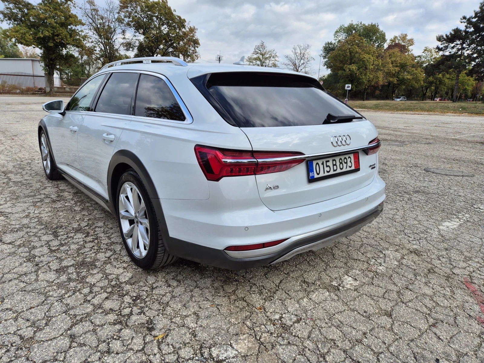 Audi A6 Allroad 45TDI Quattro Matrix Distr 360Камери, снимка 4 - Автомобили и джипове - 56513570