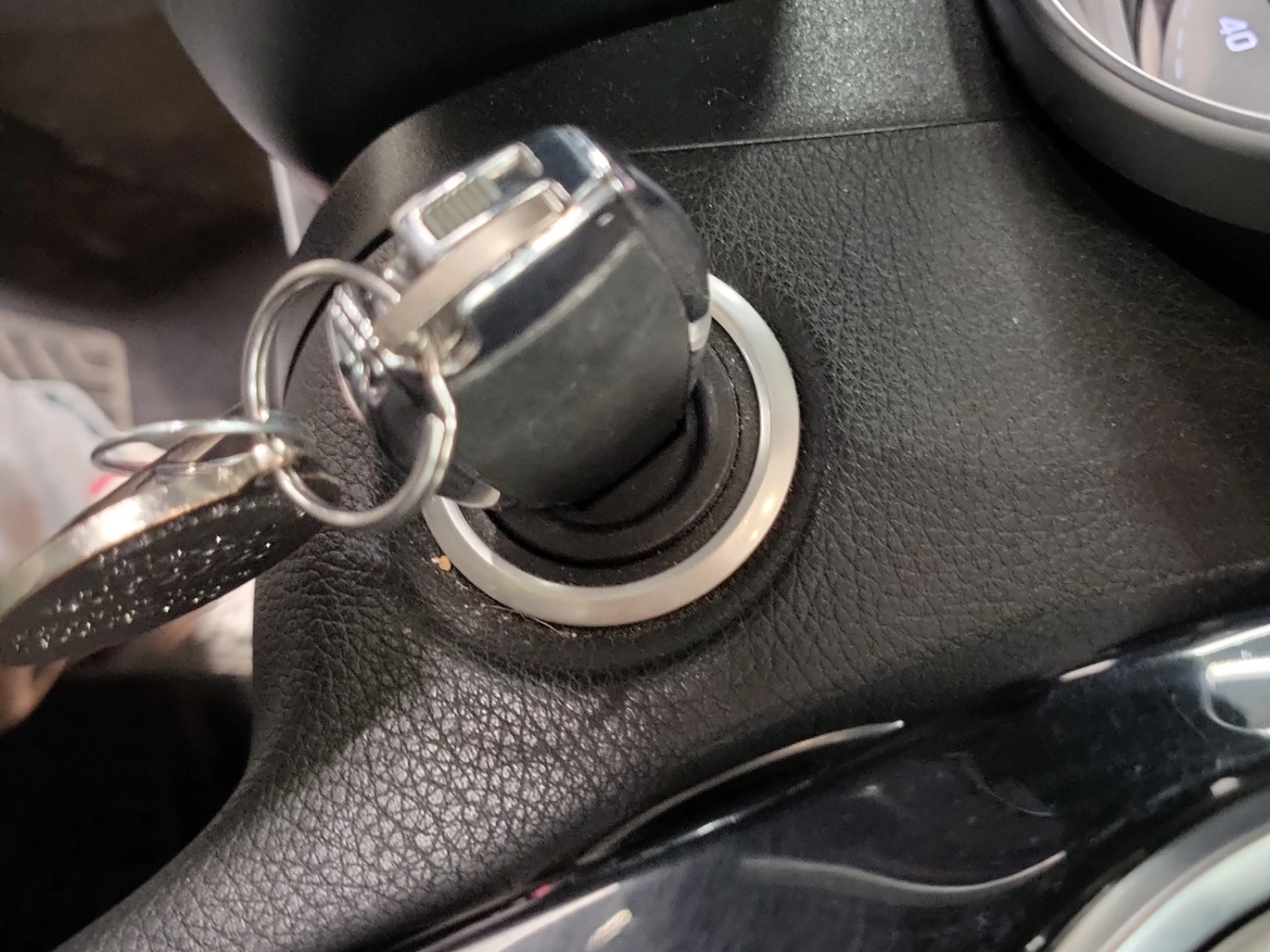 Mercedes-Benz C 300 | Mobile.bg � ����������� 10