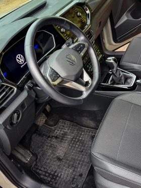 VW T-Cross TSI DSG / STYLE | Mobile.bg    7