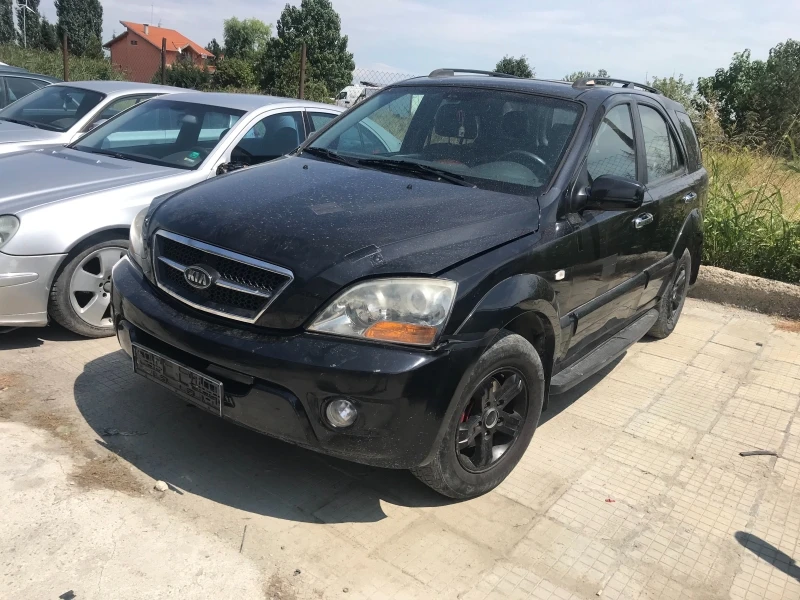 Kia Sorento 2.5 на части, снимка 1 - Автомобили и джипове - 37674332