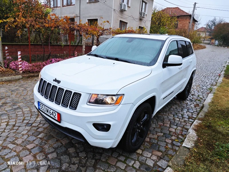 Jeep Grand cherokee 3.6 v6 4x4 Altitude, снимка 1 - Автомобили и джипове - 47428538