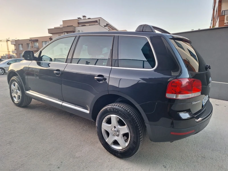 VW Touareg, снимка 11 - Автомобили и джипове - 47172540