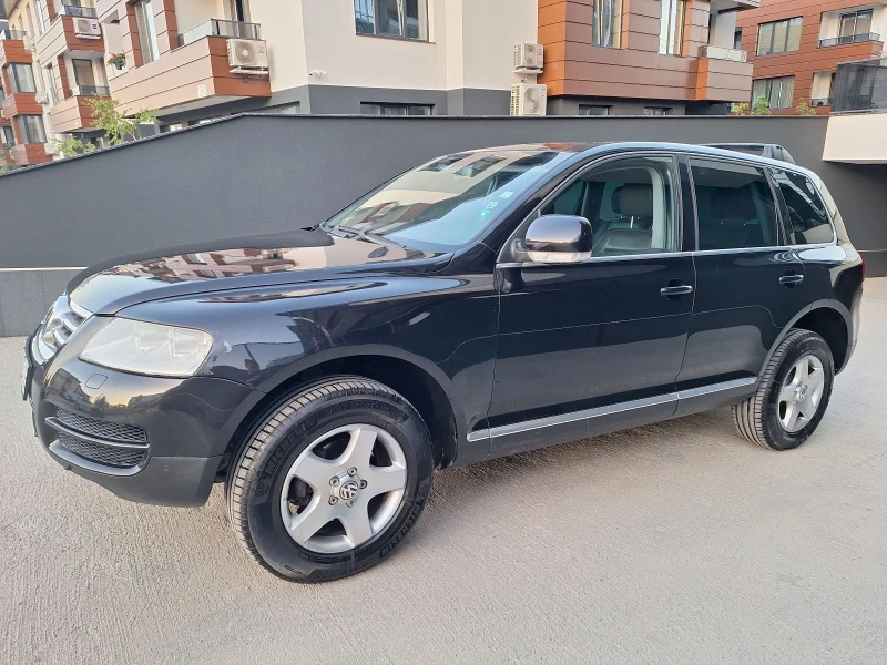 VW Touareg, снимка 5 - Автомобили и джипове - 47172540