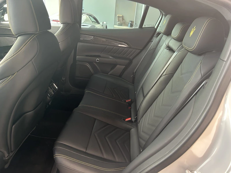 Maserati Grecale Trofeo, снимка 9 - Автомобили и джипове - 51497410