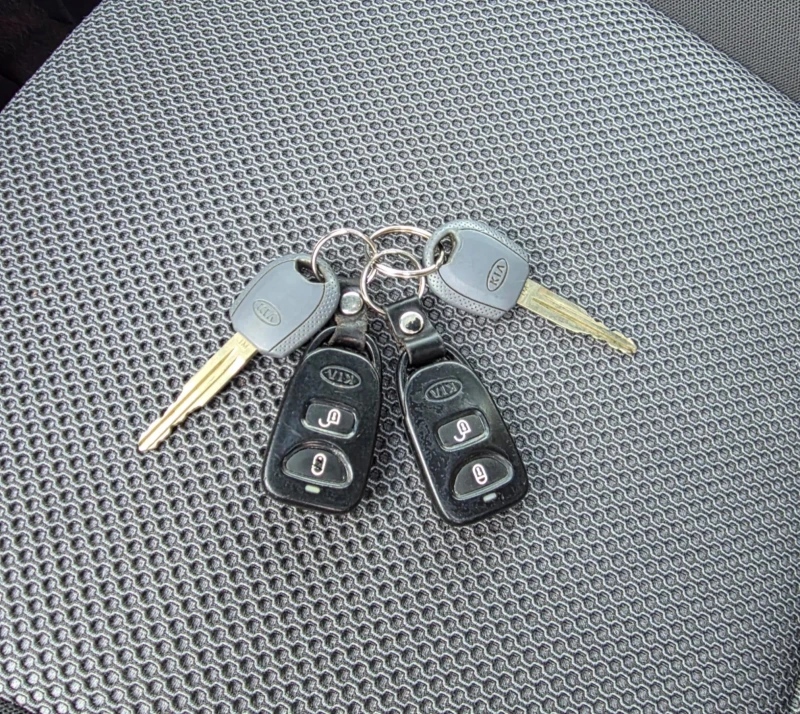 Kia Sportage 2.0i 16V 4WD ACTIVE 174хил.км!, снимка 15 - Автомобили и джипове - 52654531