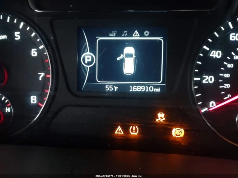 Kia Sorento 2.4L I-4 DI, DOHC, VVT, 185HP Front Wheel Drive, снимка 7 - Автомобили и джипове - 53131843