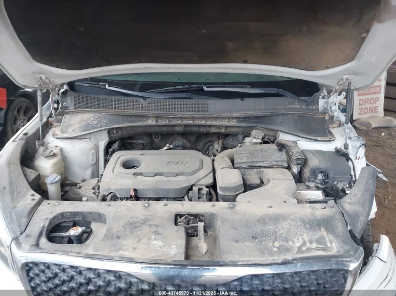 Kia Sorento 2.4L I-4 DI, DOHC, VVT, 185HP Front Wheel Drive, снимка 17 - Автомобили и джипове - 53131843