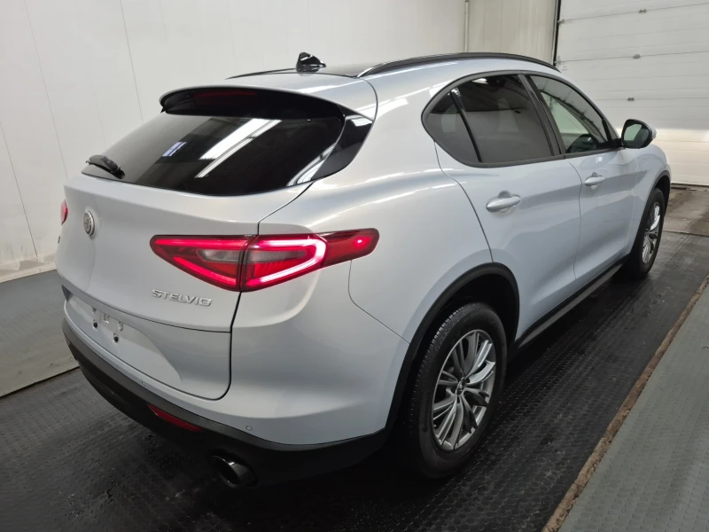 Alfa Romeo Stelvio SPRINT AWD 280кс * Възможност за Лизинг* , снимка 3 - Автомобили и джипове - 53480234