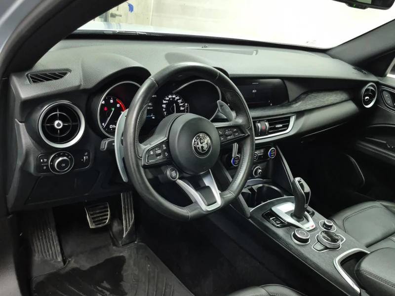 Alfa Romeo Stelvio SPRINT AWD 280кс * Възможност за Лизинг* , снимка 10 - Автомобили и джипове - 53480234