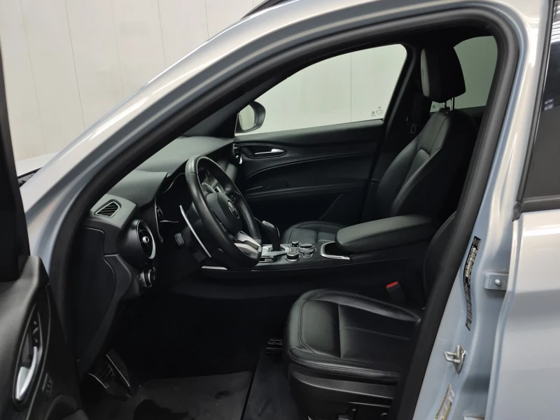 Alfa Romeo Stelvio SPRINT AWD 280кс * Възможност за Лизинг* , снимка 8 - Автомобили и джипове - 53480234