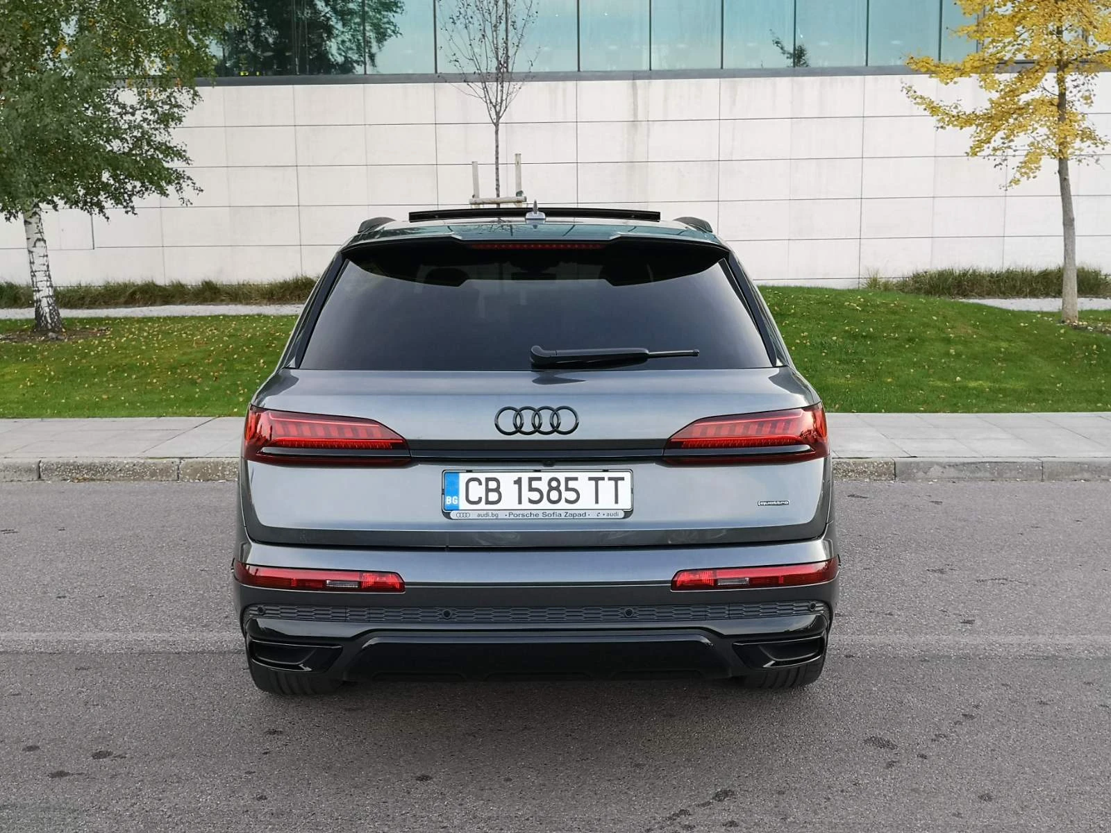 Audi Q7 S-Line 55 TFSI - изображение 4