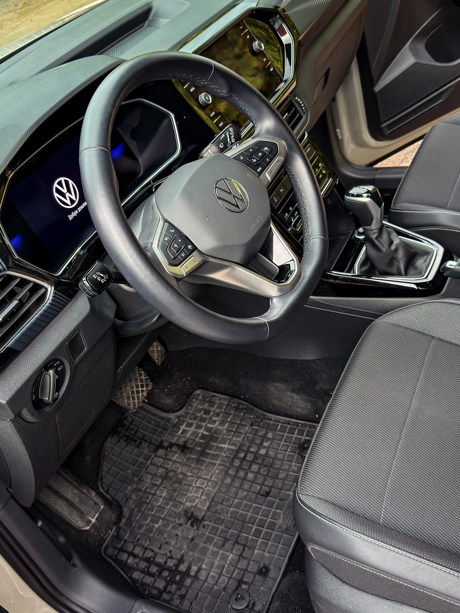 VW T-Cross TSI DSG / STYLE - изображение 7