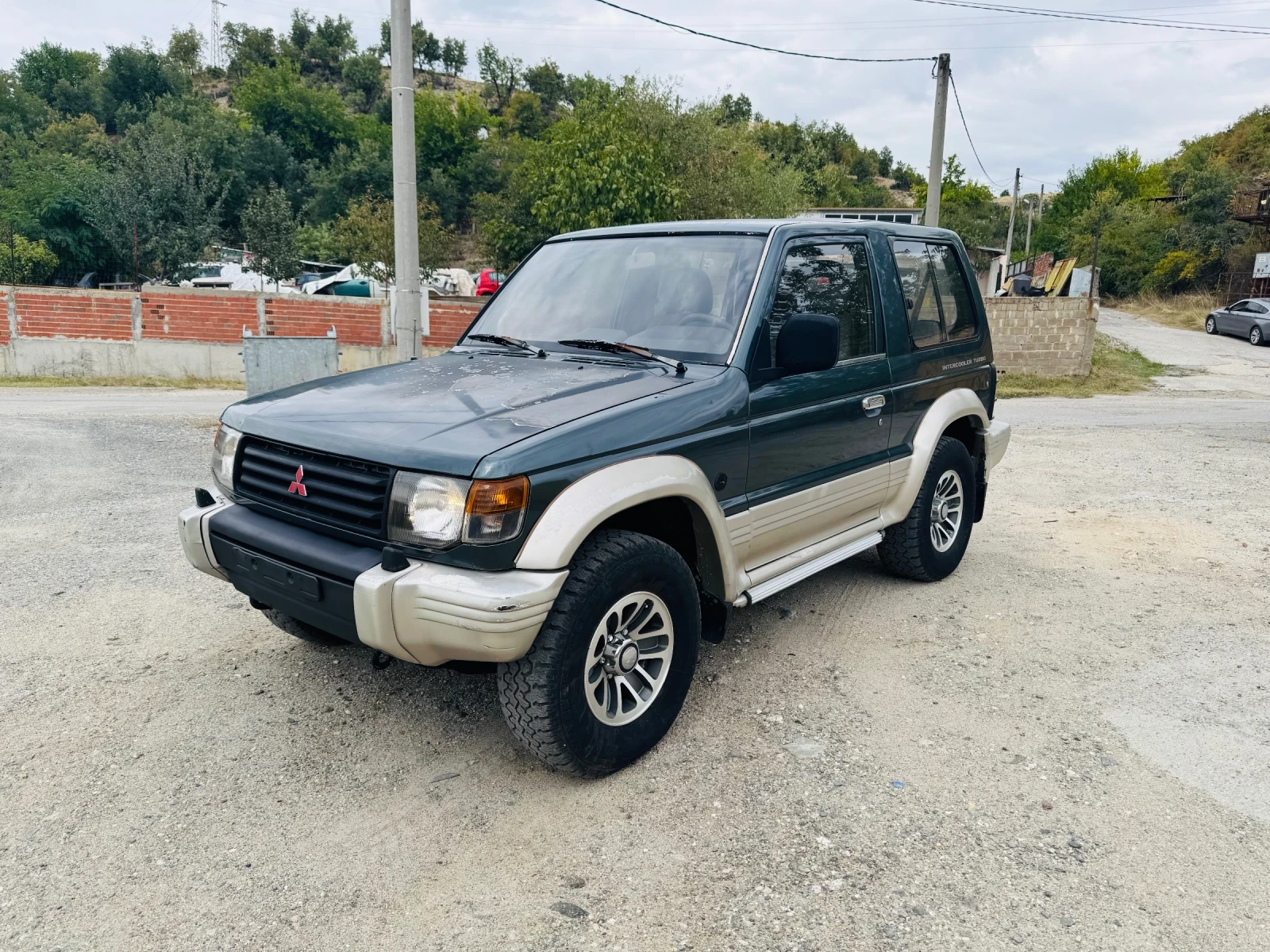 Mitsubishi Pajero 2.5 GLX - изображение 2