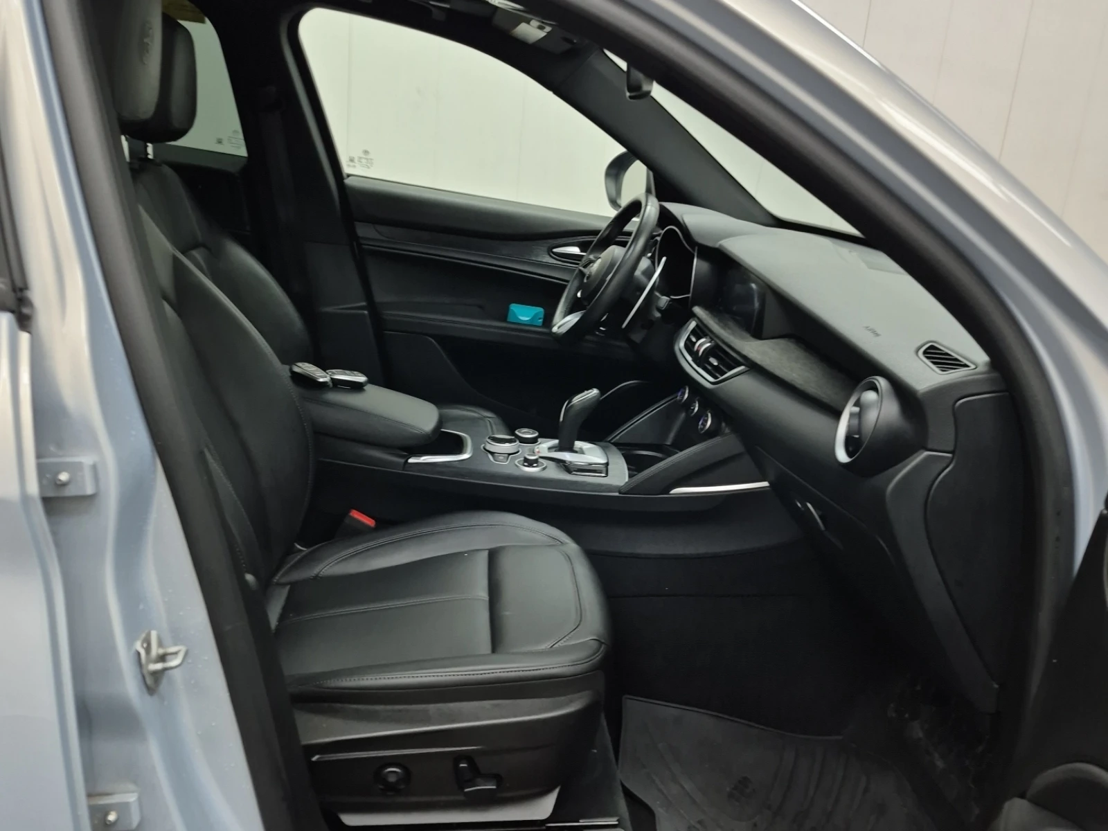 Alfa Romeo Stelvio SPRINT AWD 280кс * Възможност за Лизинг*  - изображение 9