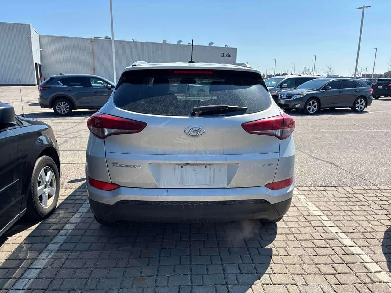 Hyundai Tucson * Premium * ПОДГРЕВ * КАМЕРА * ПАМЕТ, снимка 4 - Автомобили и джипове - 54150562