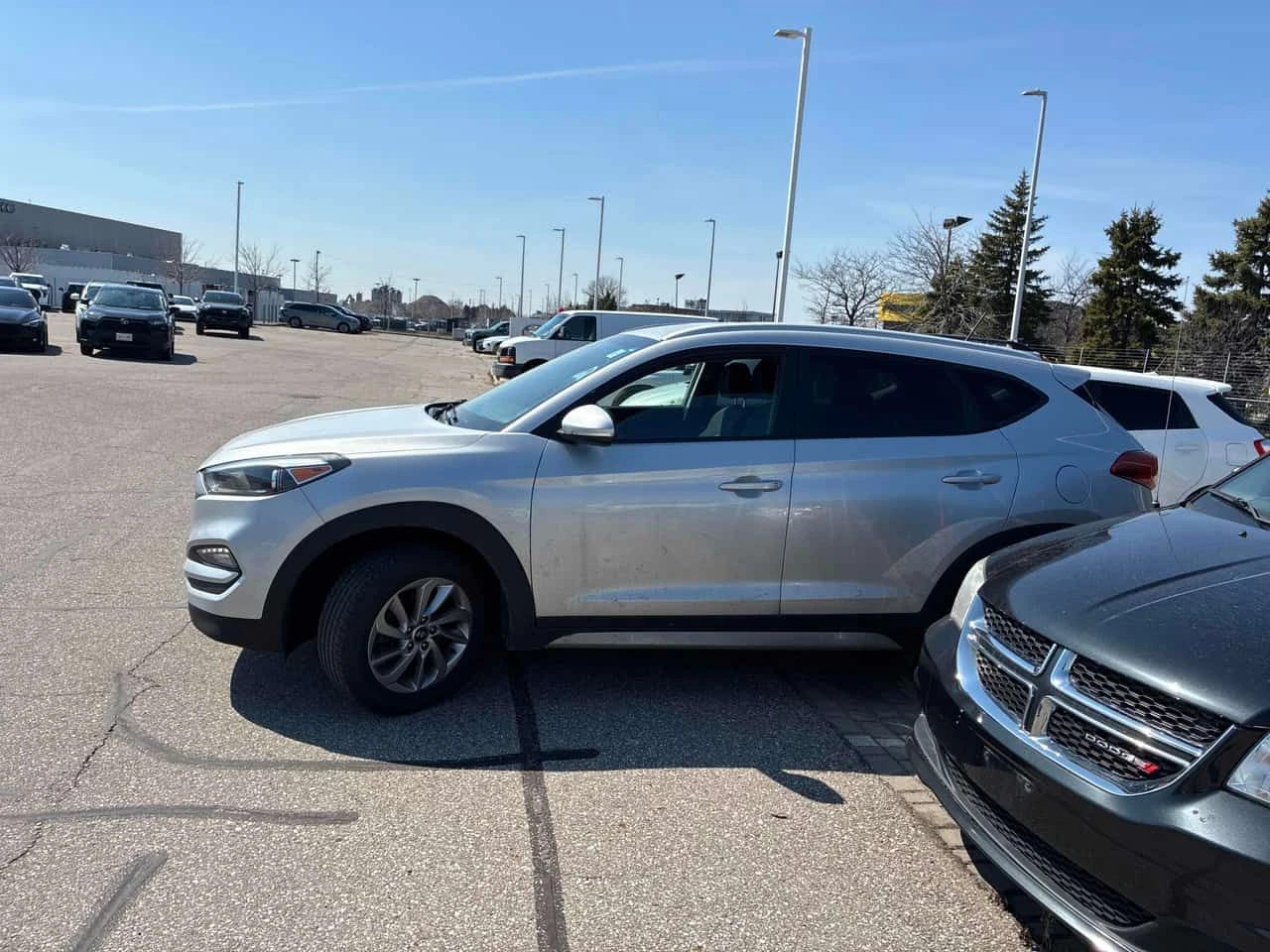 Hyundai Tucson * Premium * ПОДГРЕВ * КАМЕРА * ПАМЕТ, снимка 2 - Автомобили и джипове - 54150562