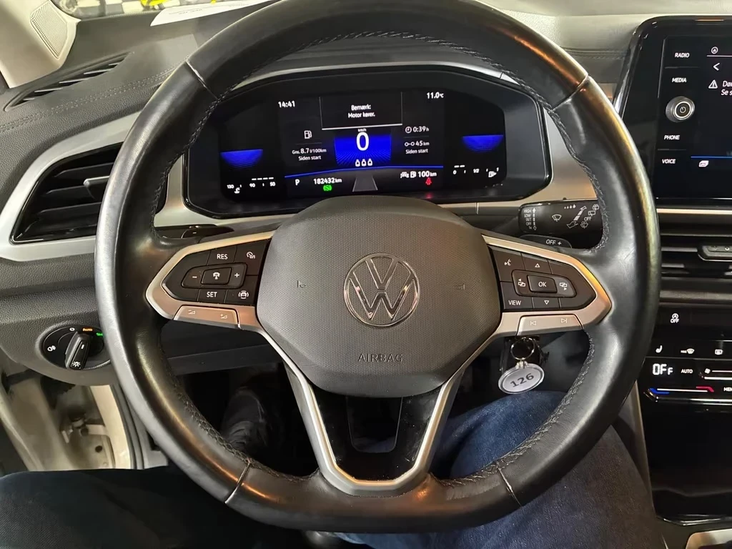 VW T-Roc Life 1, 5TSI EVO 150HK DSG7 dK, снимка 17 - Автомобили и джипове - 54309636