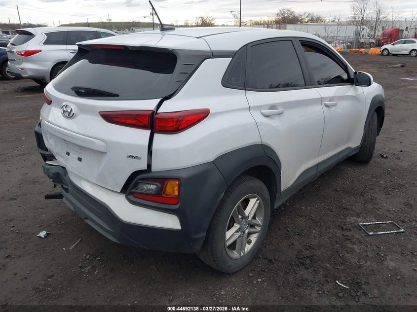 Hyundai Kona 2.0l Se, снимка 4 - Автомобили и джипове - 54619330