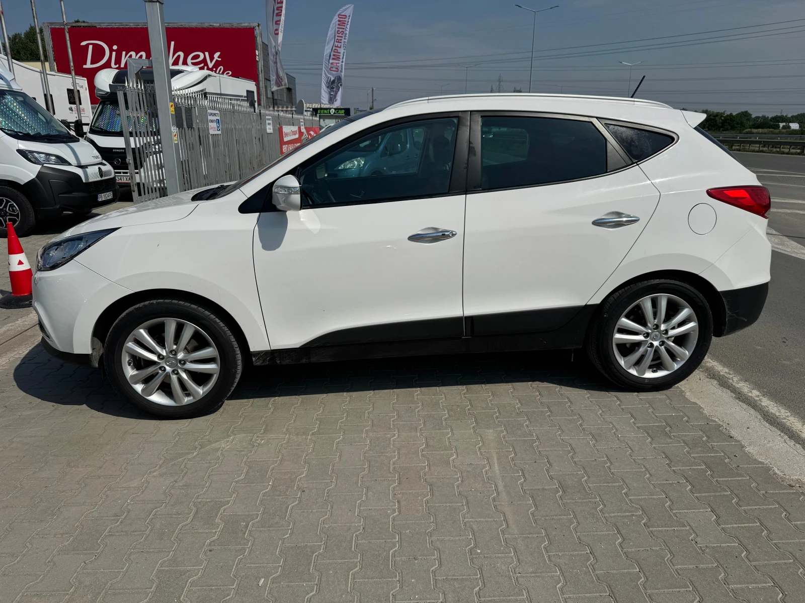 Hyundai IX35 2.0 AUTOMAT, снимка 3 - Автомобили и джипове - 54817279