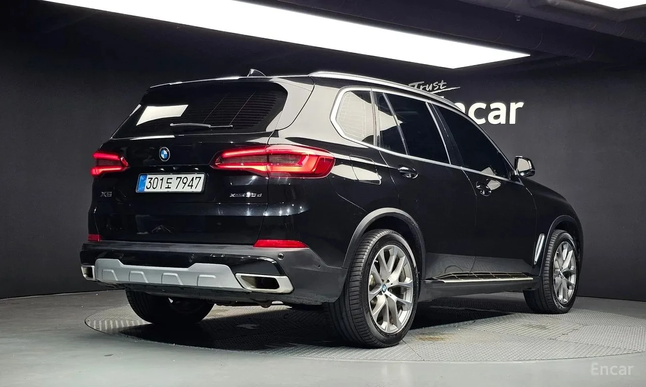 BMW X5 xDrive30d xLine | HUD | Адаптивен круиз | Панорама, снимка 2 - Автомобили и джипове - 55563981